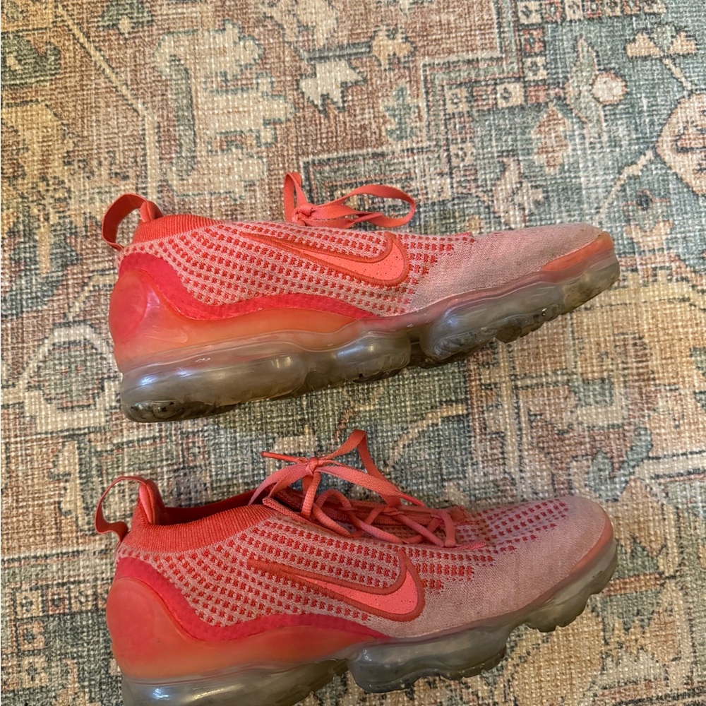 Nike VAPORMAX FLYKNIT women’s 9